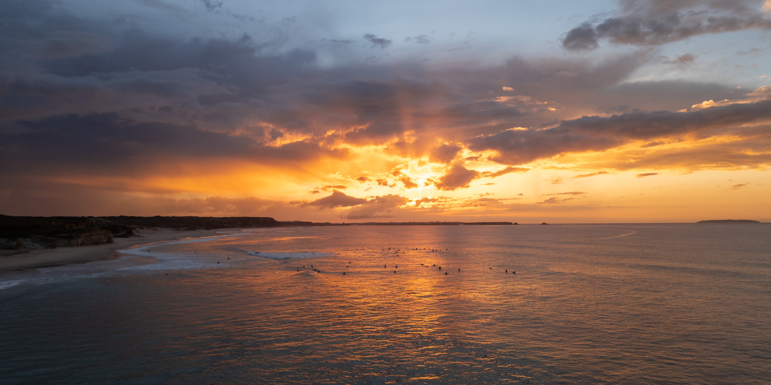 Zdjęcia nieruchomości z powietrza, Zdjęcia FPV, Dron Gdańsk, Filmy dronem, Filmy z lotu ptaka, Filmowanie FPV, Profesjonalne zdjęcia i filmy z drona w Gdańsku, Tworzenie filmów FPV na potrzeby reklam