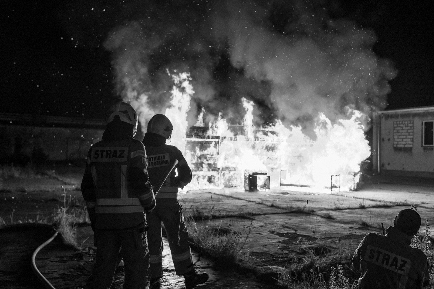 zdjęcia z backstage, proces tworzenia, kreatywna dokumentacja, wideorelacja eventowa, filmy promocyjne, zdjęcia z planu, profesjonalne filmy