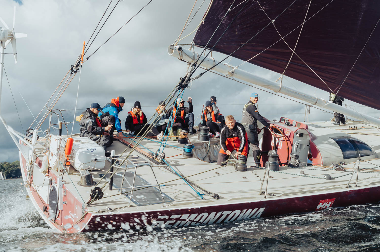 fotografia eventowa, filmowanie regat, wideorelacja eventowa, zdjęcia z jachtu, profesjonalne filmy, relacja filmowa, dron nad wodą