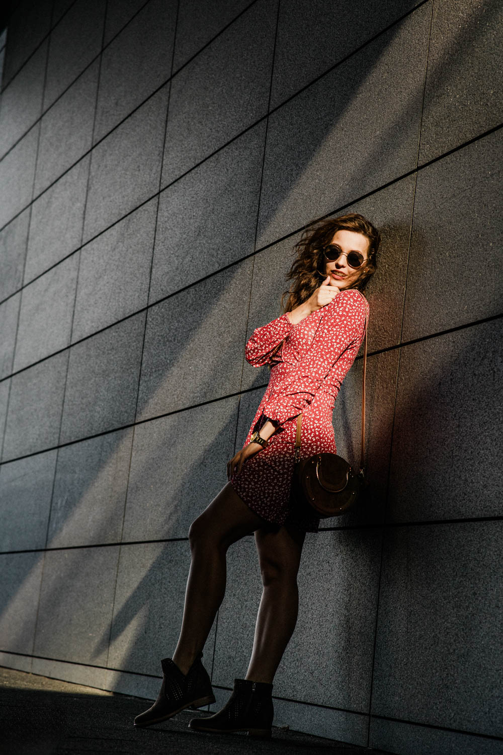 zdjęcia social media, filmowanie Gdańsk, fotografia portretowa, zdjęcia wnętrz, kreatywne sesje zdjęciowe, filmy reklamowe, sesje zdjęciowe modowe i lifestyle