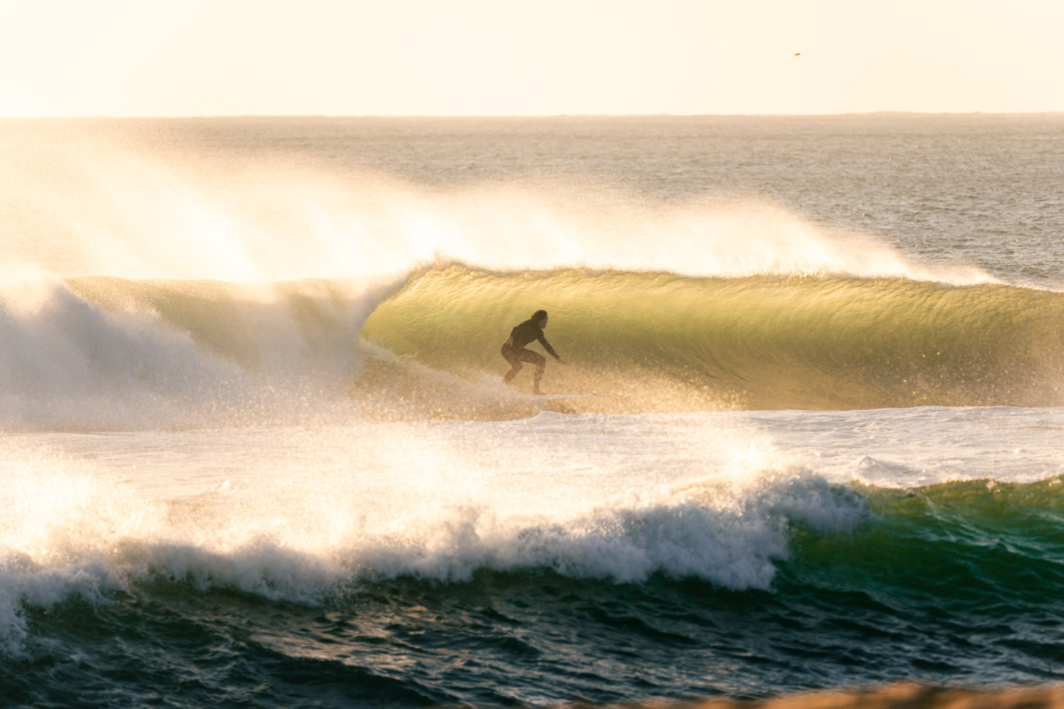 fotografia wnętrz, zdjęcia na Instagram, filmy z drona, profesjonalna fotografia wnętrz w Gdańsku, Ocean photography, Zdjęcia surferskie, Zdjęcia outdoorowe, Surf lifestyle, Lifestyle na plaży, Professional water and surfing sports photos, Stylish photography of surfing lifestyle 