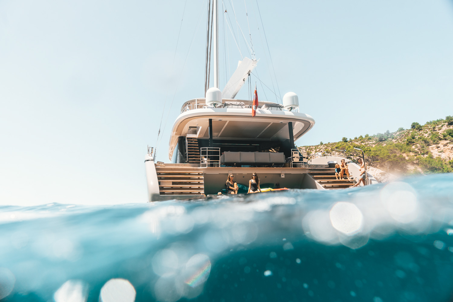 zdjęcia reklamowe, sesje zdjęciowe Gdańsk, filmowanie z FPV, zdjęcia dla marek, kreatywna produkcja video, filmy reklamowe, fotografia portretowa